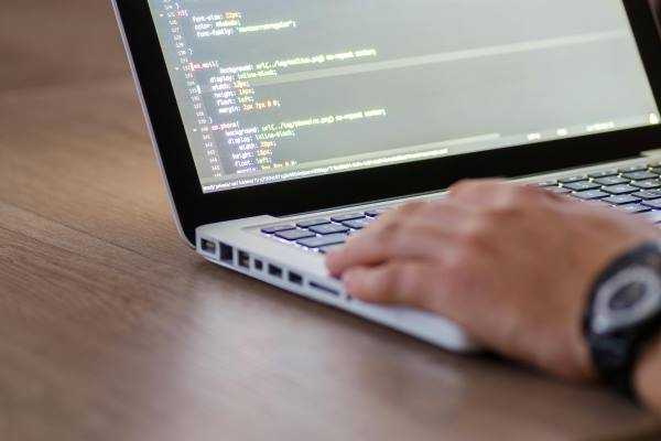 Online Course Certified Frontend Web Developer (Design-Oriented)