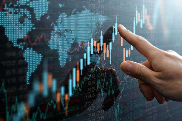 Online Course Certified Global Economic Analyst