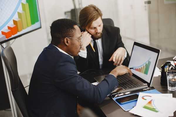 Online Course Certified Administrative Risk & Compliance Manager