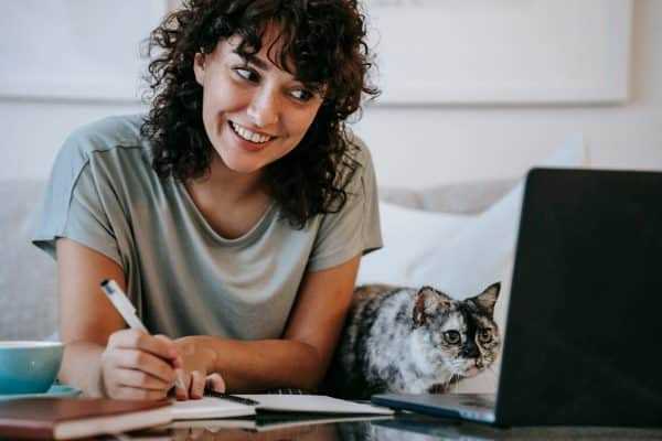 Online Course Certified Feature Writer