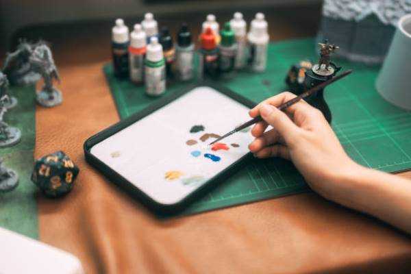 Online Course Certified Miniature Painting Artist
