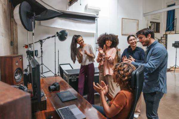 Online Course Certified Creative Art Director