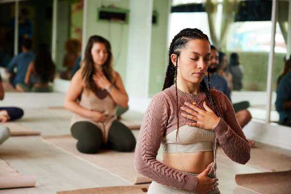 Online Course Certified Chakra Healing & Meditation Guide