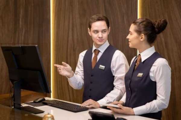 Online Course Certified Front Office Executive