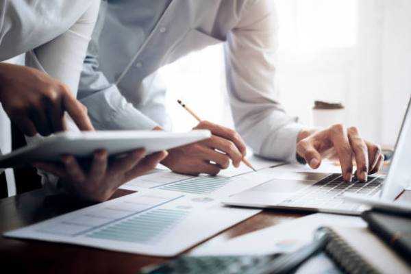 Online Course Certified Credit Risk Analyst